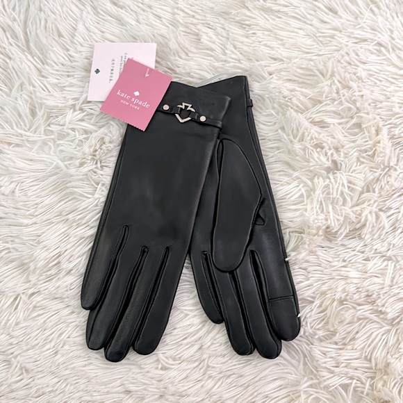 NWT Kate Spade Elegant Black Gloves with Logo Detail
